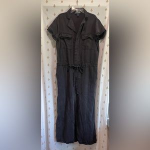 Universal Thread Black Jumper